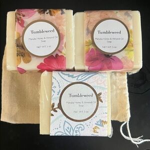 3pk Hand Crafted Manuka Honey and Almond Oil Soap